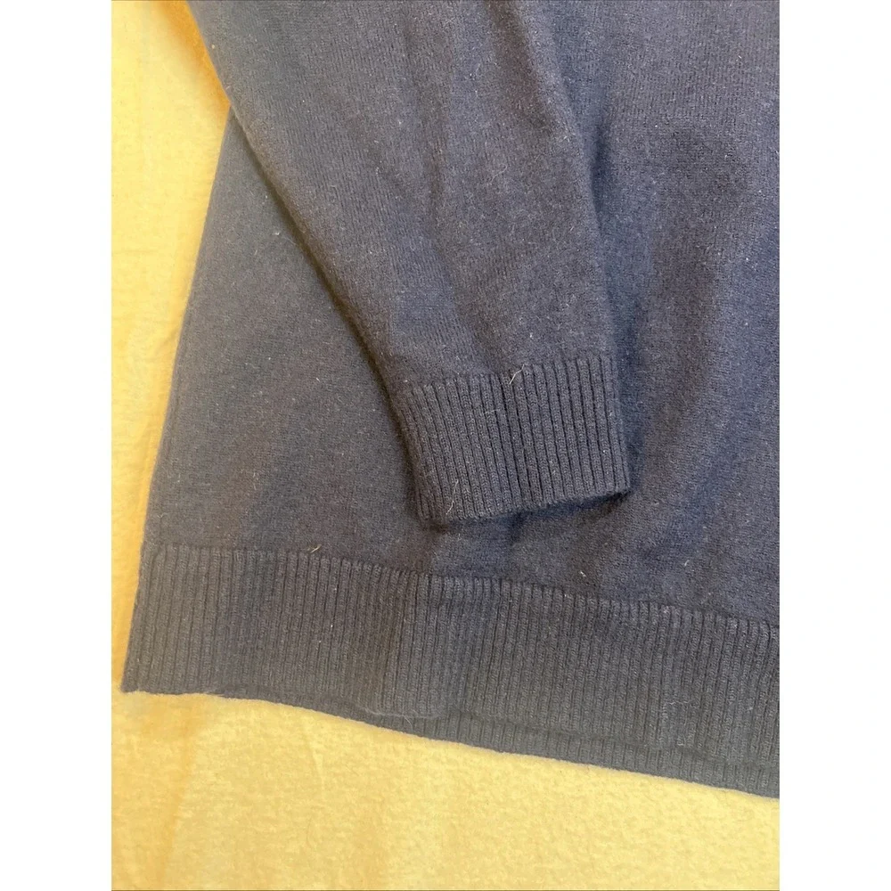 The North Face Men's Sweater Navy 100% Wolf Pullover Crewneck